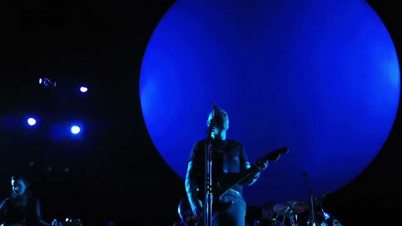 Smashing Pumpkins - Space Oddity (David Bowie cover) - Live in San Francisco