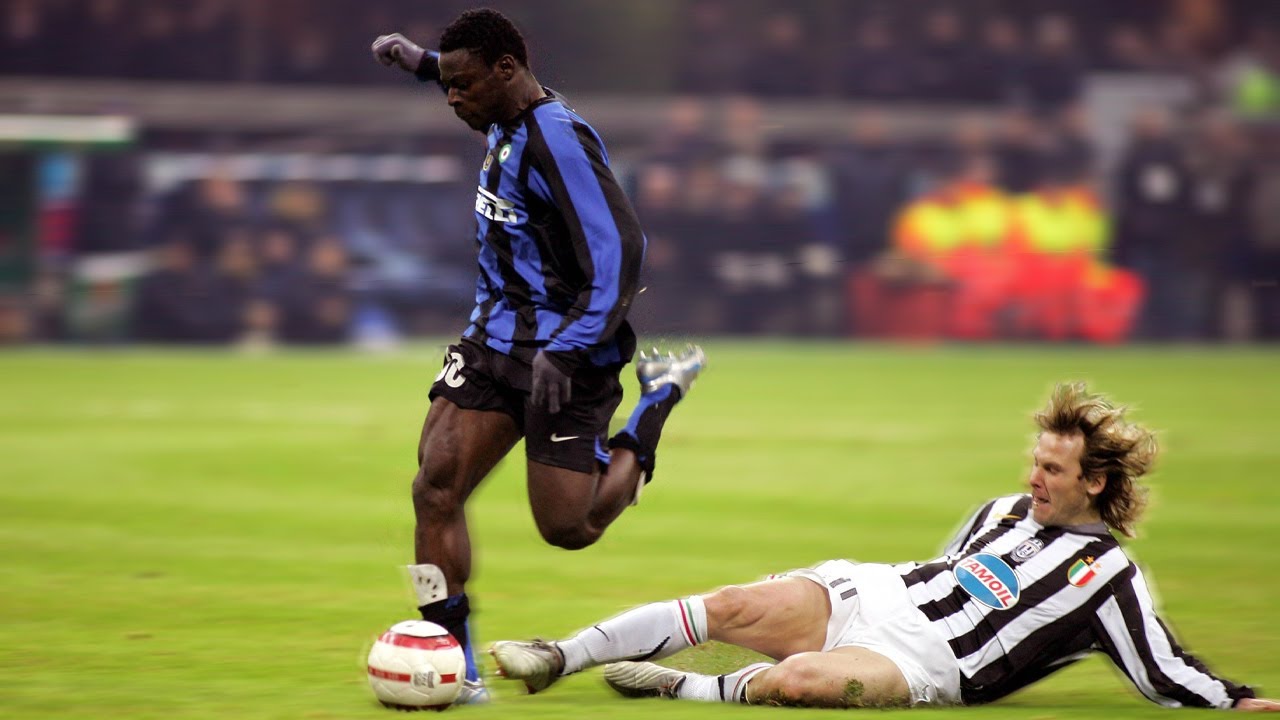 Is Obafemi Martins The Fastest Player in Football History?