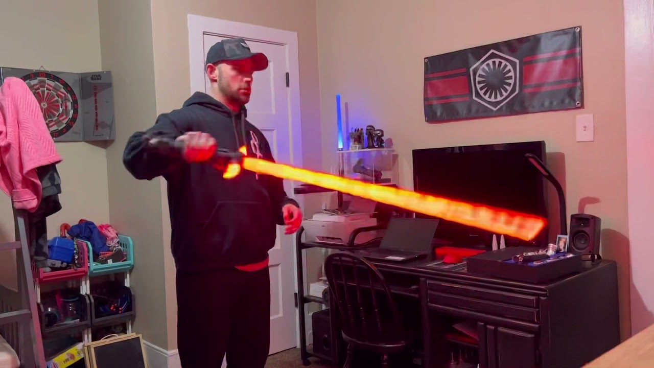 How to operate CFX lightsaber (2 switch)
