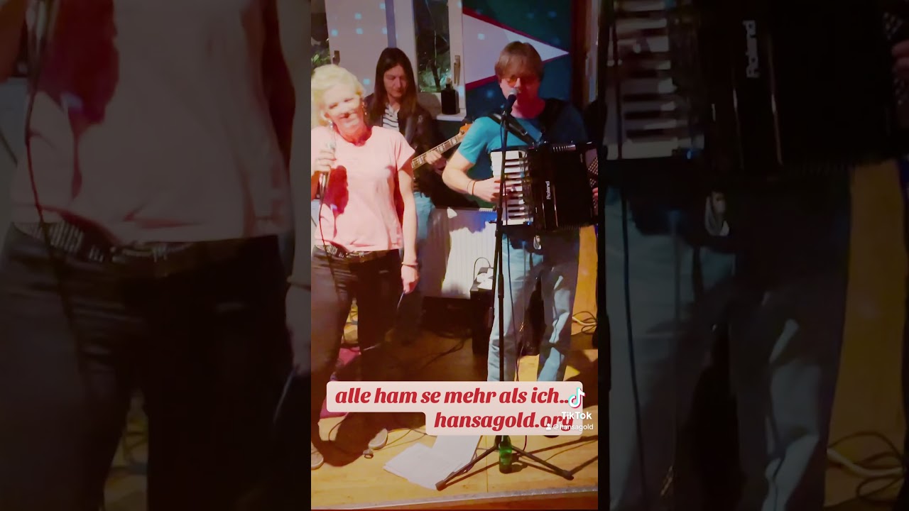 Hansagold &bdquo;Will nur dass endlich was passiert&ldquo; live @villaimparkhh #deutschpop #hamburg #live #indie
