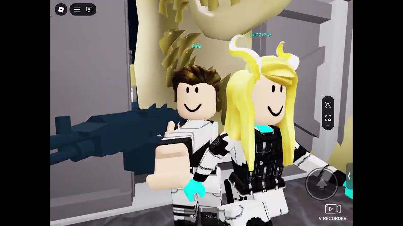 Jugando monstruos SCP o criaturas trevor con mi prima ❤️