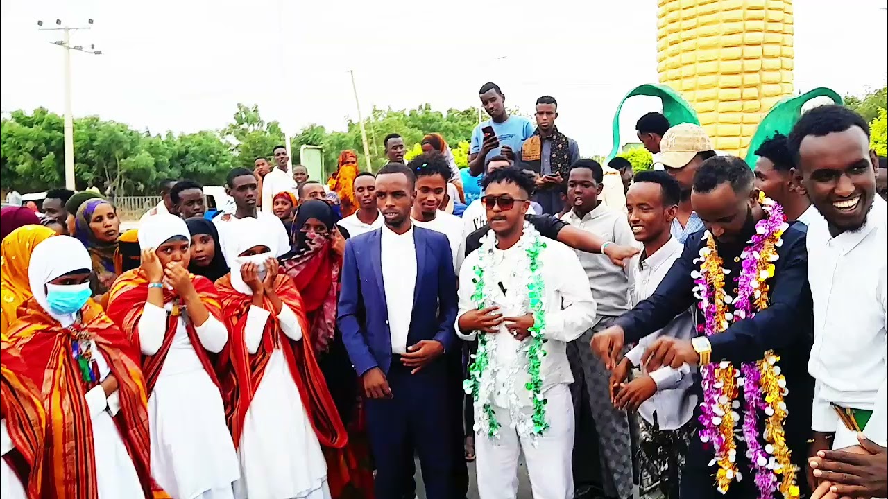 Welcome godey gacalo yuuyuu Oo manta godey imaadey asxaabta qiimaha badan muqaalka meal fiican hlgd