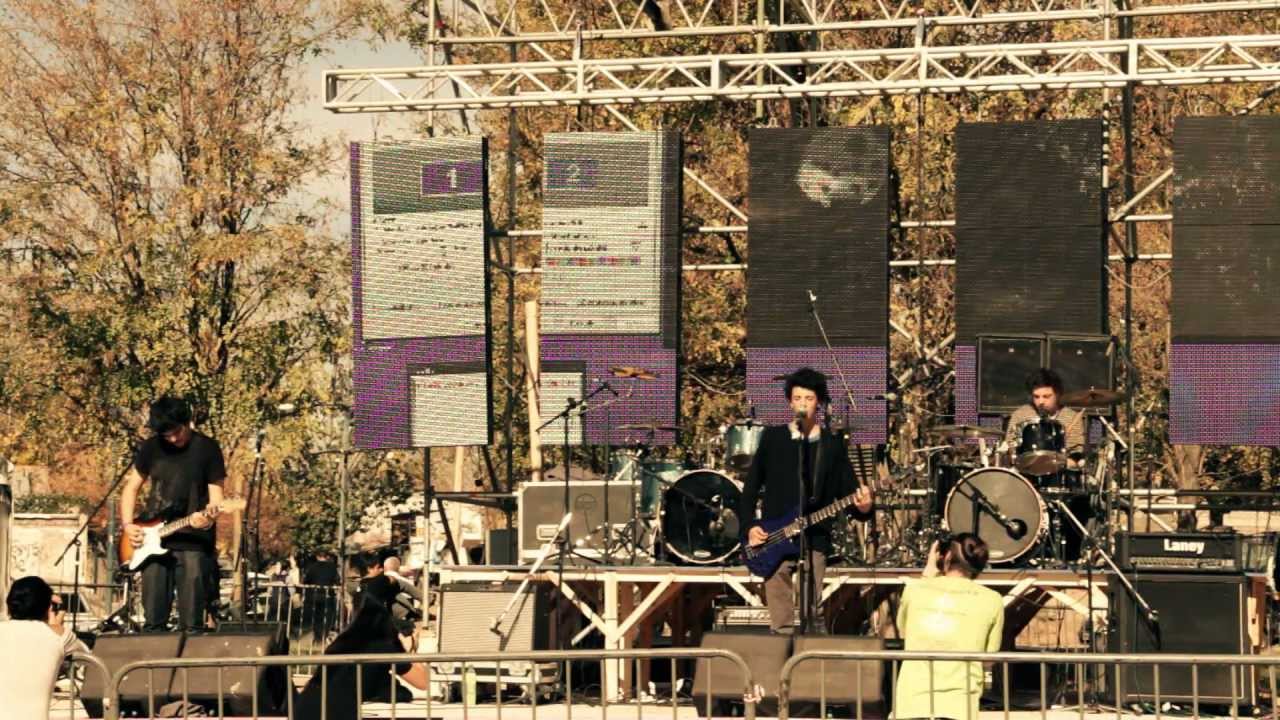 Usted Señalemelo - Textos (en vivo Festival Pascual Rock)