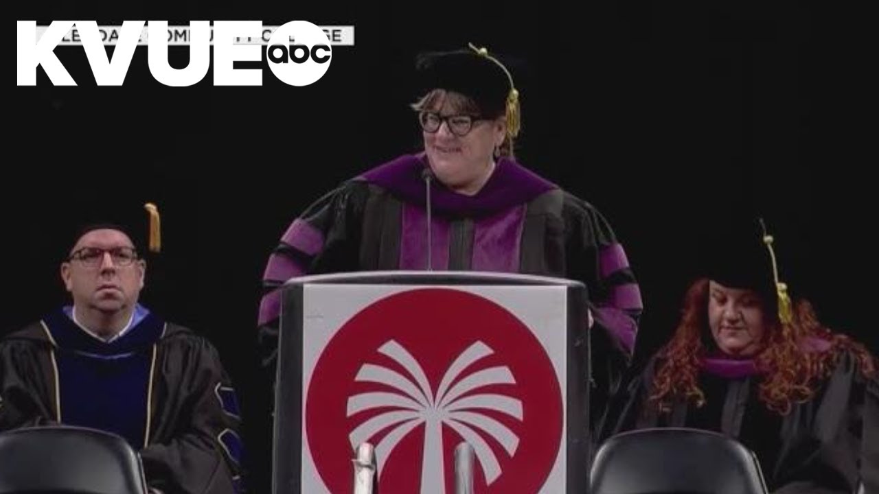 AI skips names at Arizona community college graduation ceremony