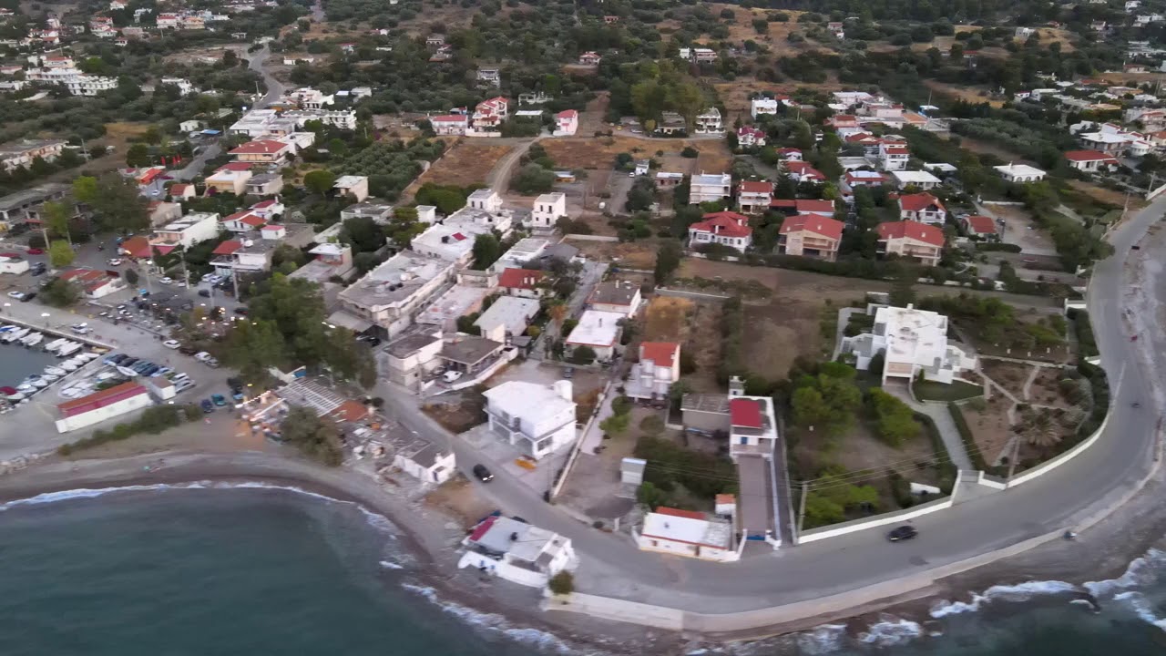 &Tau;&omicron; &Alpha;&lambda;&epsilon;&pi;&omicron;&chi;ώ&rho;&iota; &alpha;&pi;&omicron; &psi;&eta;&lambda;ά! Alepochori!