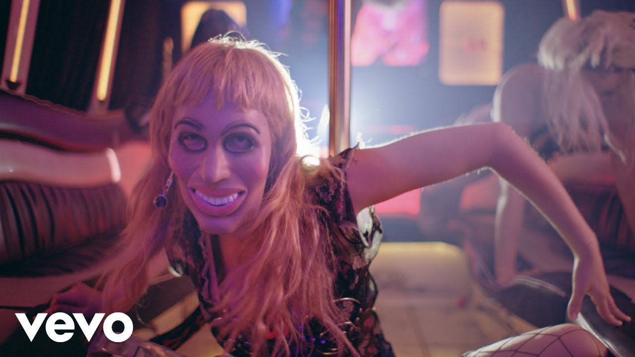 Cherry Glazerr - Juicy Socks (Official Video)