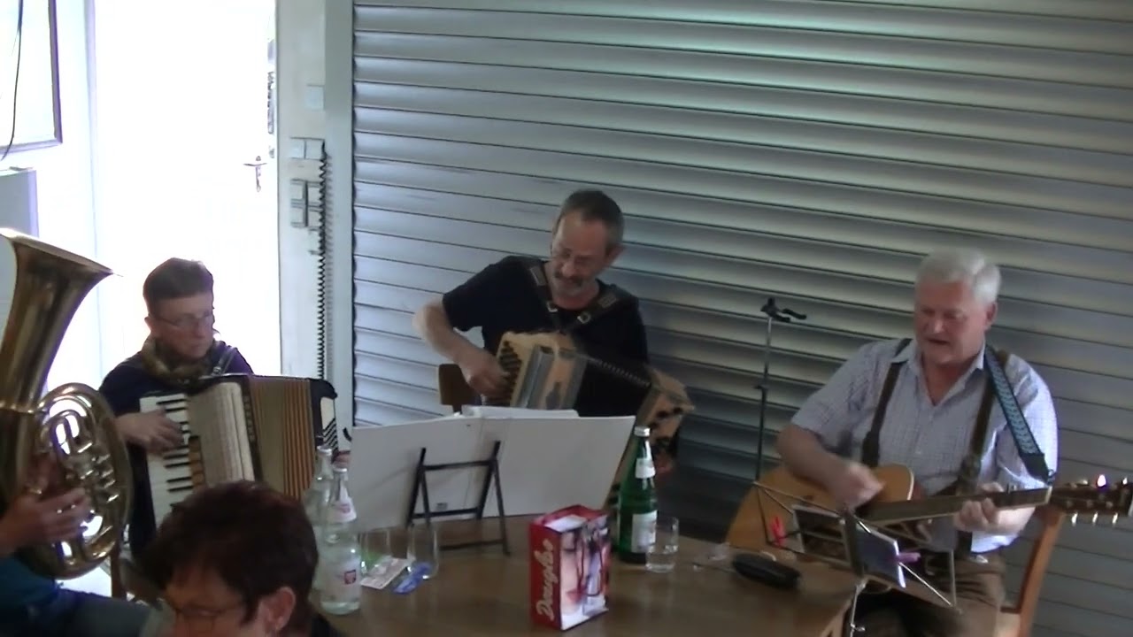 Unter den Kastanien- Stubenmusik in Feuerthal 6.7.2024