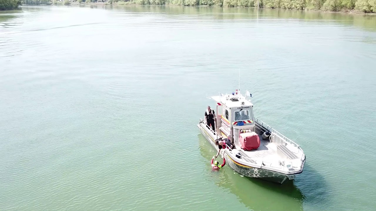 Bateau Polyvalent de Secours SDIS 01