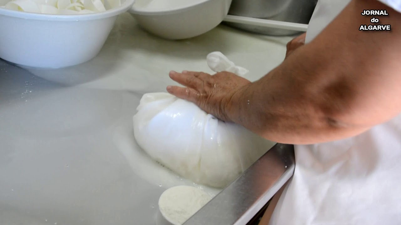 Queijo Artesanal de Cabra / Queso de Cabra Artesanal