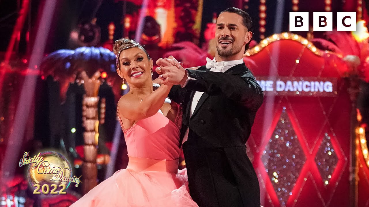 Kym Marsh & Graziano di Prima Quickstep to Ballroom Blitz by Sweet ✨ BBC Strictly 2022
