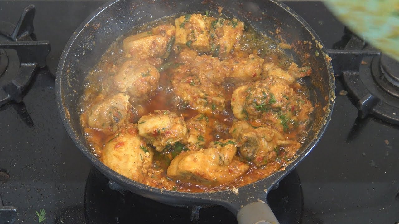 " DHABA KARAHI " Bajias Cooking