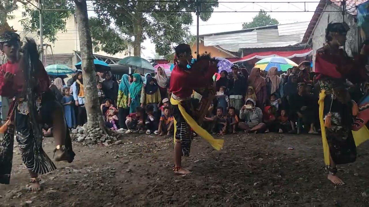 Ebeg putra sangar budaya kaliwulu 
