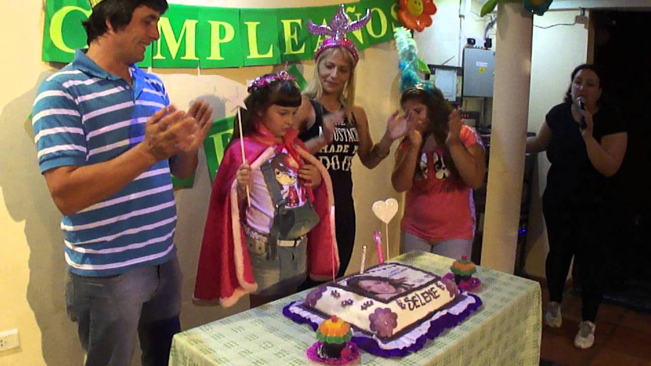 Salón Evaristo´s; Cumple 7 de Selene: Ceremonia de La torta