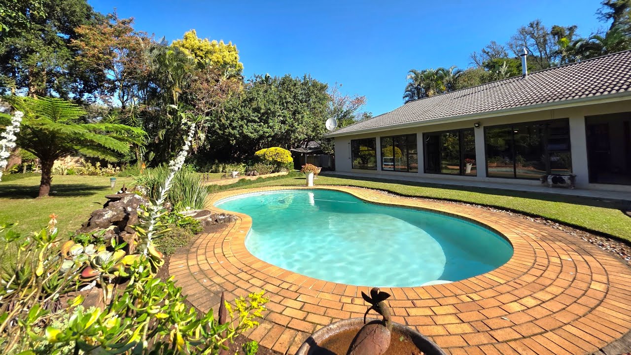 Prime Position 4 Bedroom Winston Park Home FOR SALE by Real Estate Company Brendon Funnell