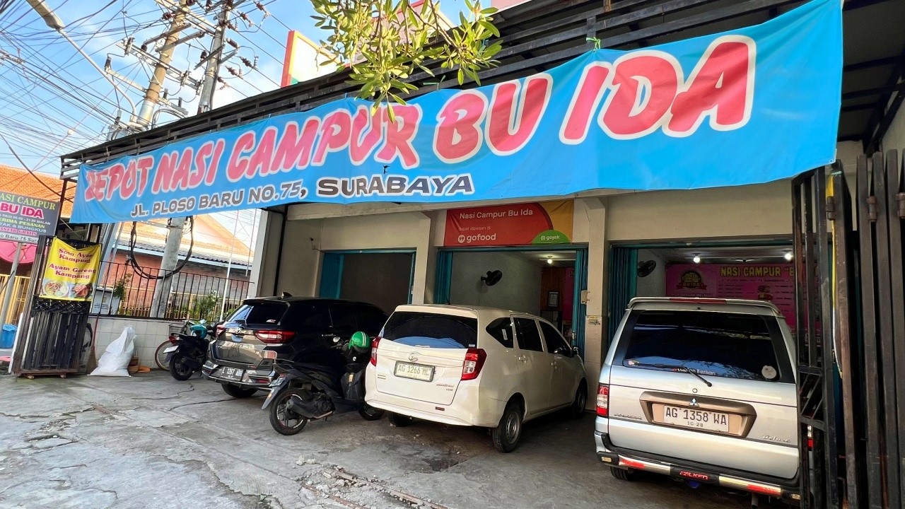 NASI CAMPUR BU IDA YANG VIRAL 11 TAHUN