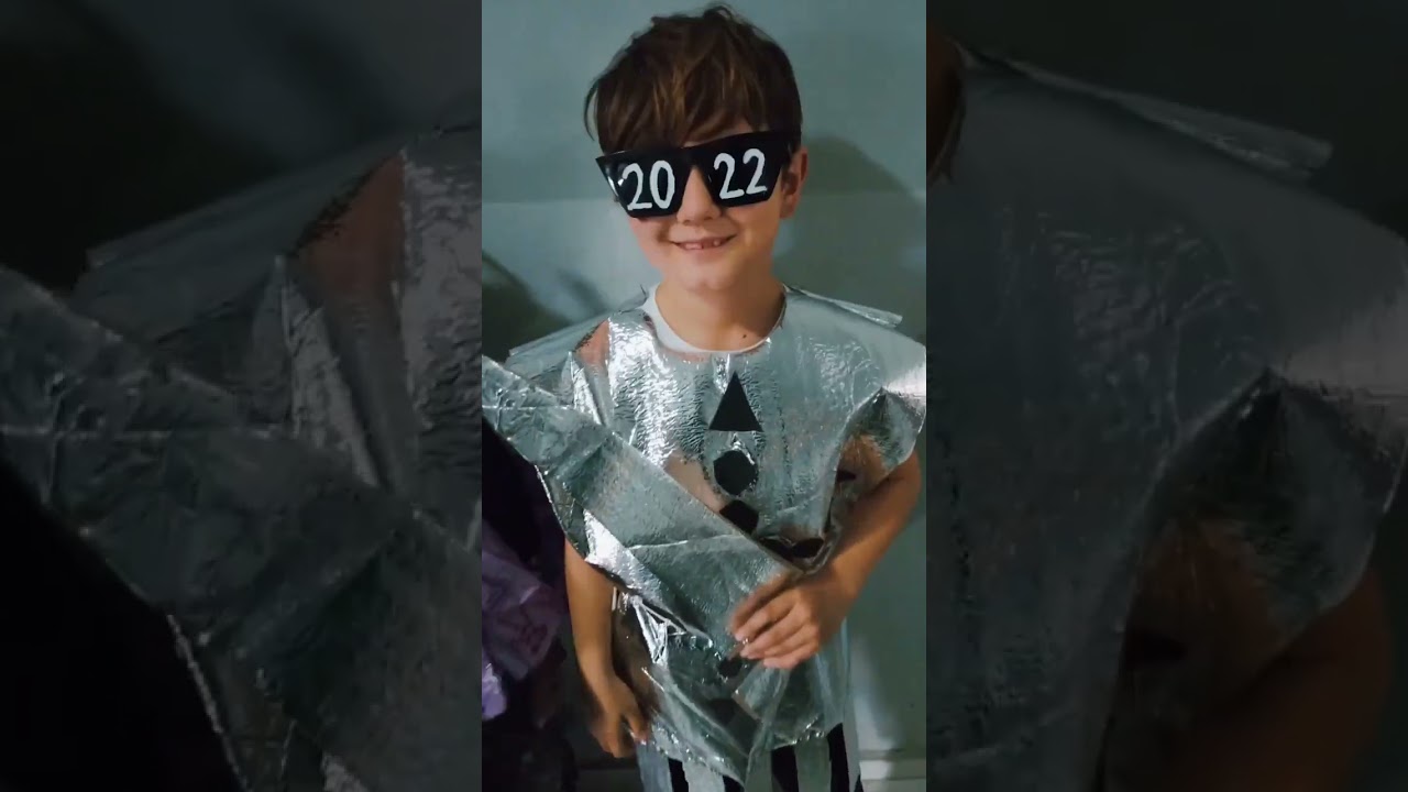 Geri dönüşüm temalı Yeşil Partimizden Neşeli yıllar!   #happynewyear #daynight #challenge #2022 #new