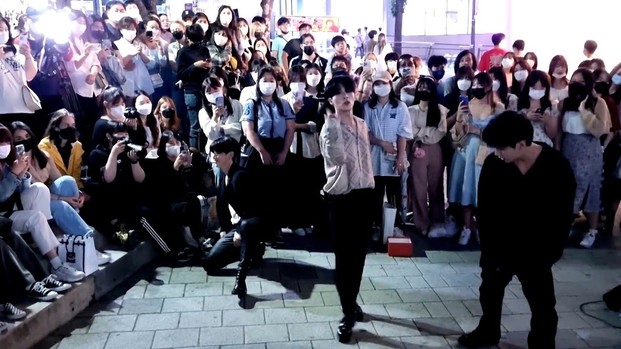 TUESDAY. AQA. DYNAMIC CAPTIVATING PERFORMANCE. HONGDAE STREET.