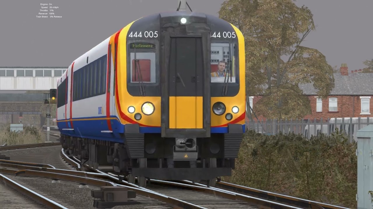 SWT 2Z18 444005 Passenger Service at Havant