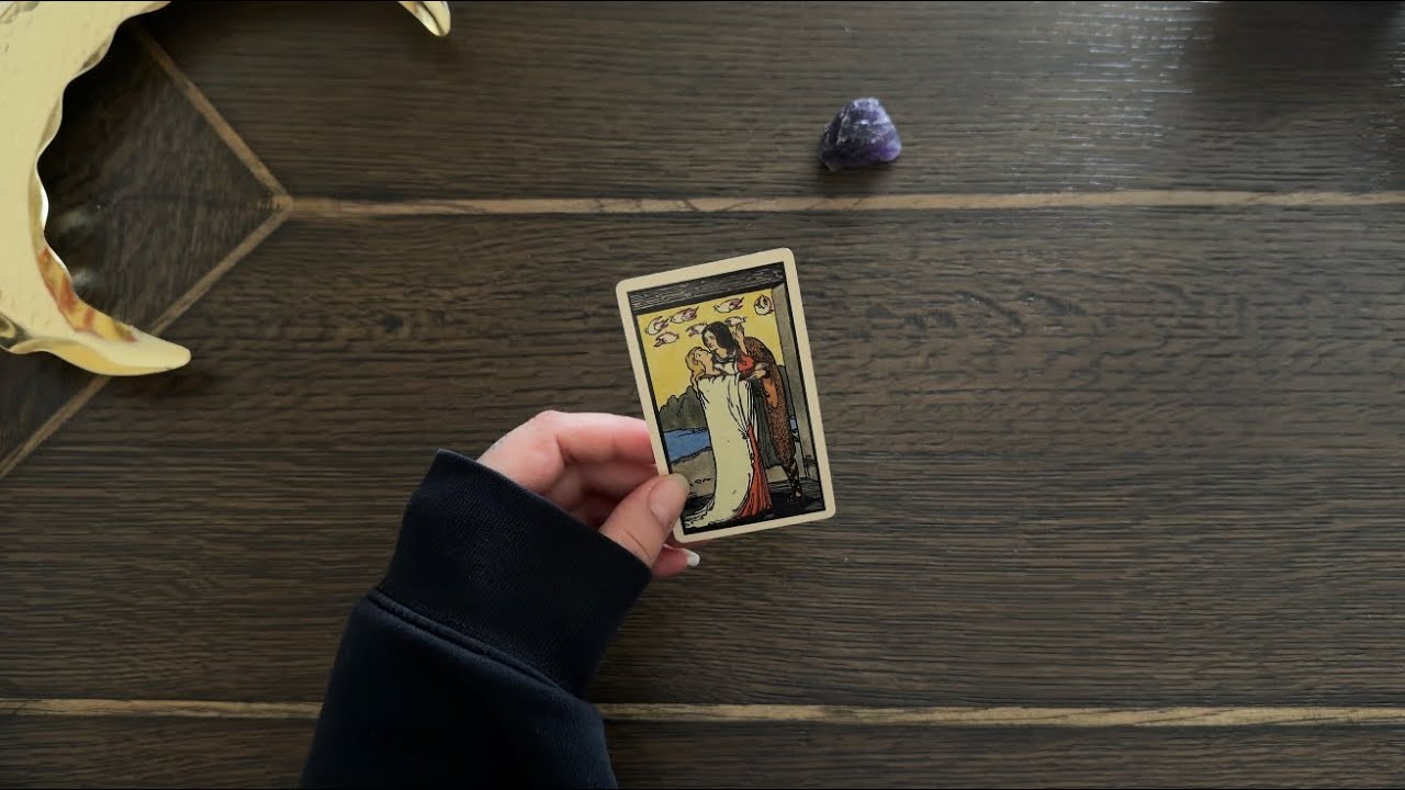 Aklındaki Kişi ve Sen Tarih Verdim  Bu Tarih Senin İçin Bir Kırılma Noktası Olabilir #tarot 