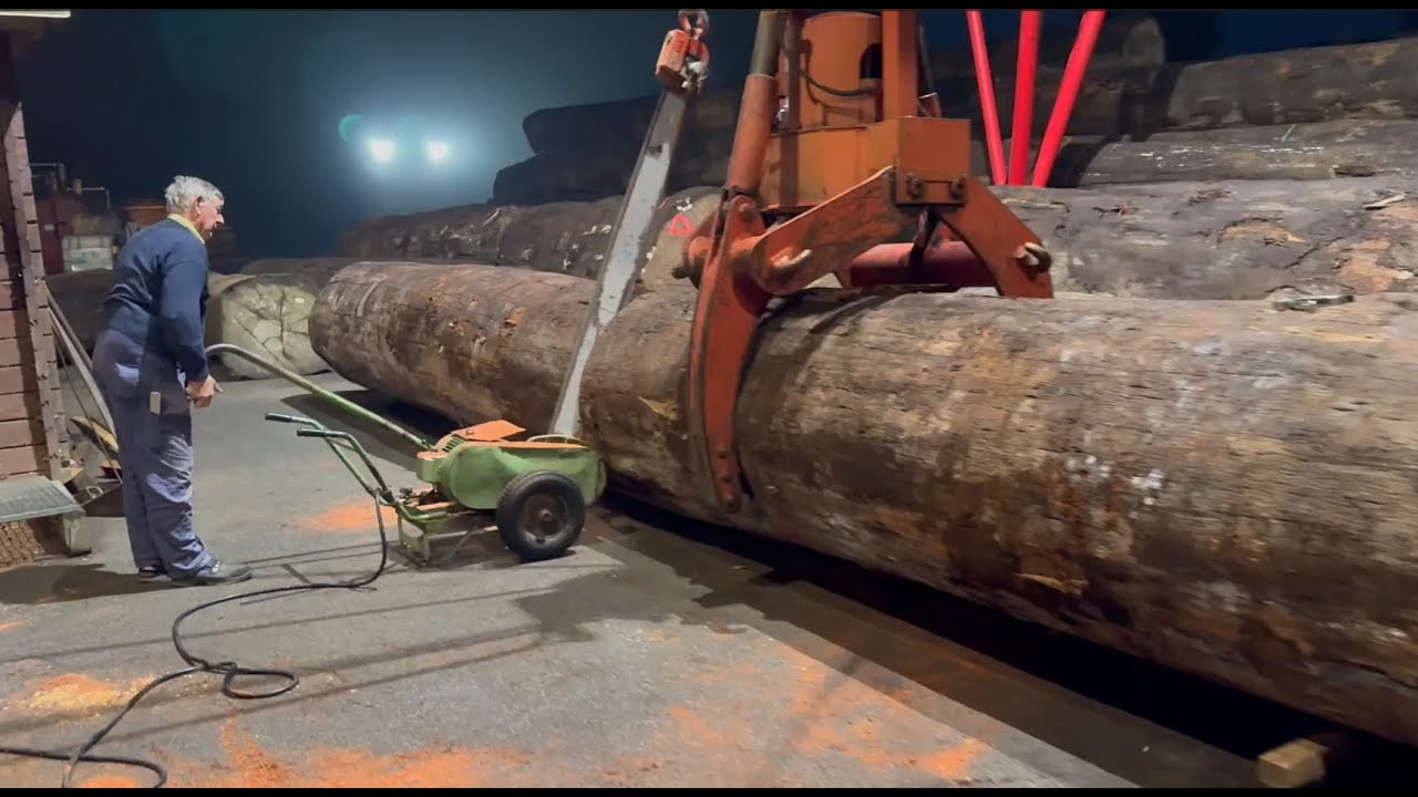 Sawmill episodes  - Sapele sawing at night