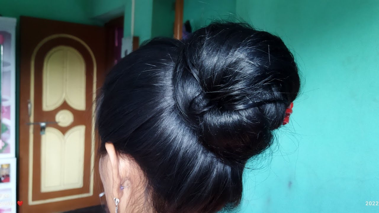 Cute Girl Beautiful Long Hair Bun Opening And Play | Black And Sinning 4Ft Long Hair Play |