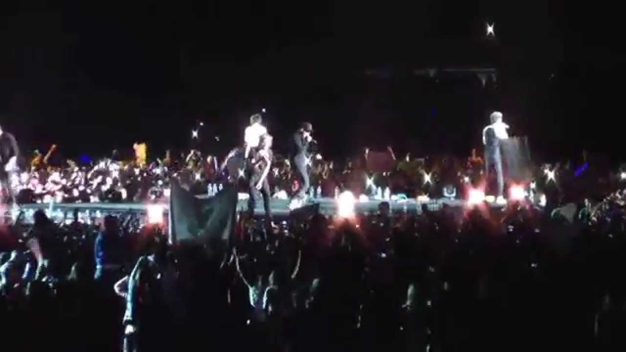 Kiss you - One direction - WWAT Argentina - 04/05/14