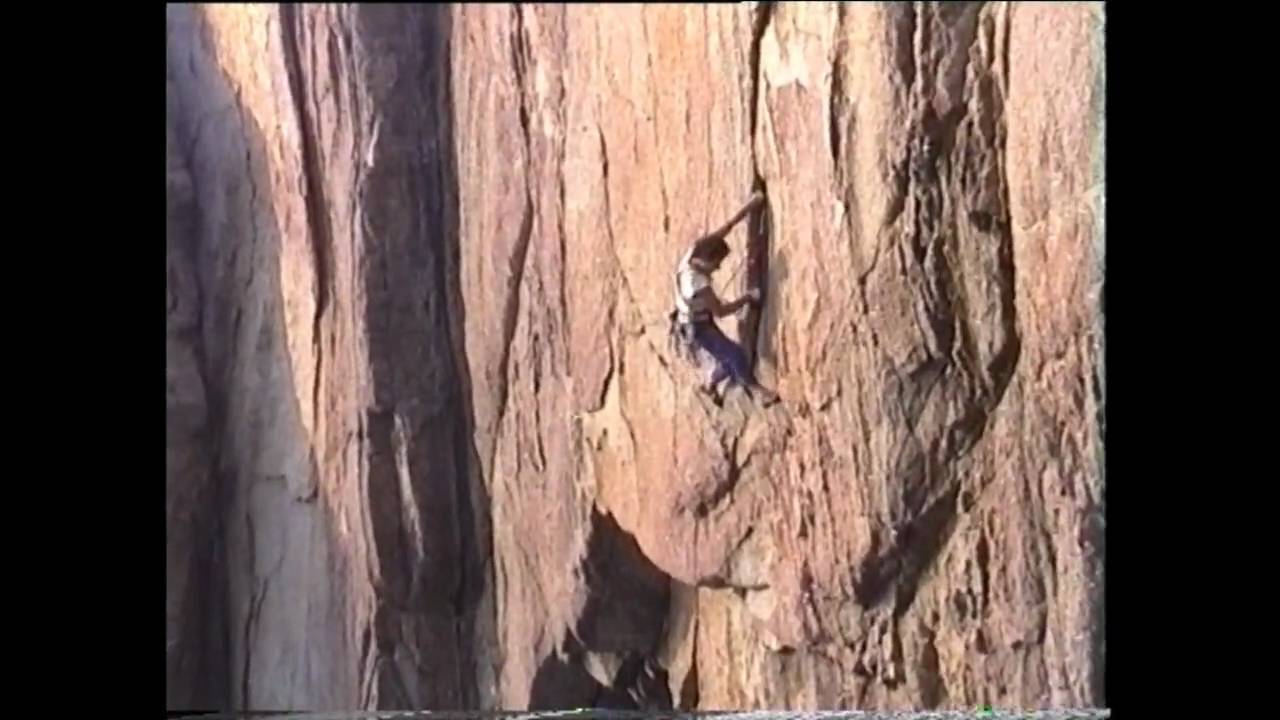 Altantic Ocean Wall  E5  6a.  Lands End