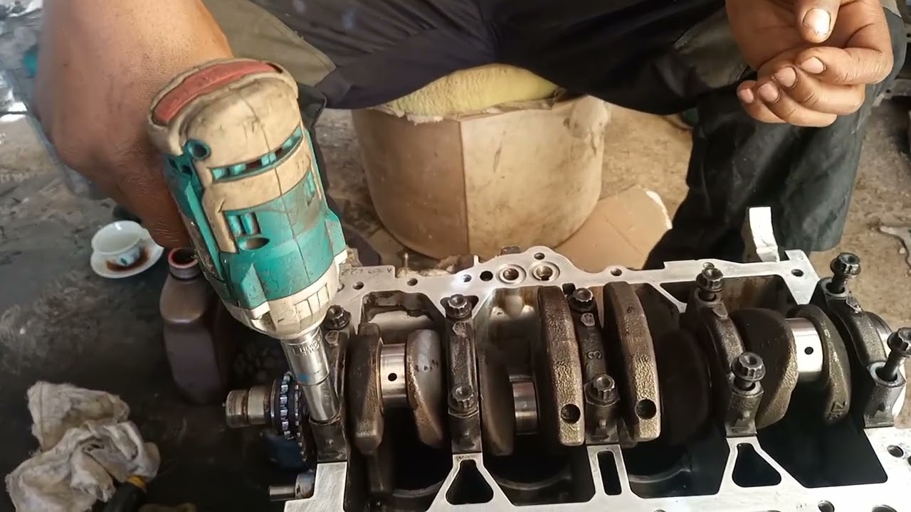 Totota corolla 2nz engine rebuild part1 