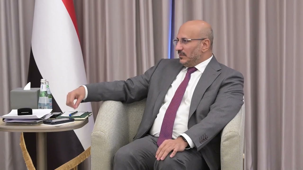 طارق صالح يلتقي  وزير حقوق الإنسان