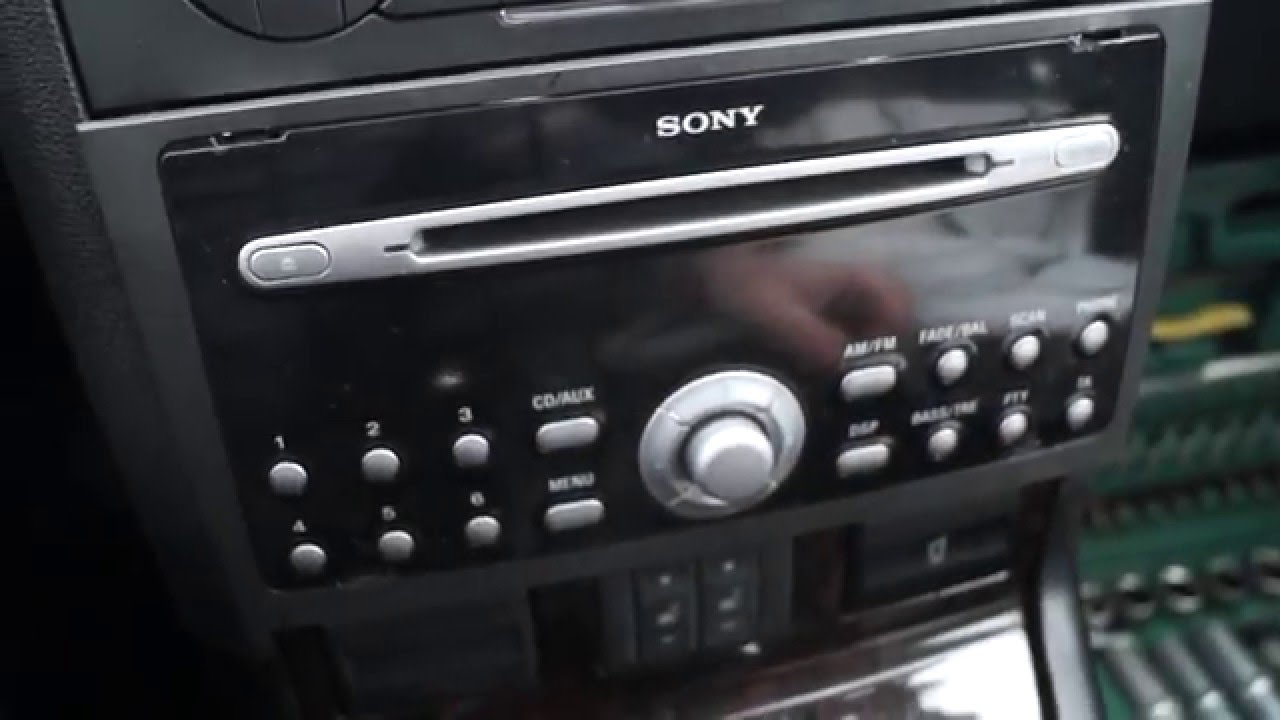 Снятие магнитолы SONY на Ford Mondeo3