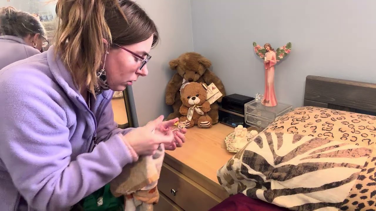 ASMR! Cleaning Vlog!🧽🧼🦠Dusting My Night Stands! ✨Requested✨