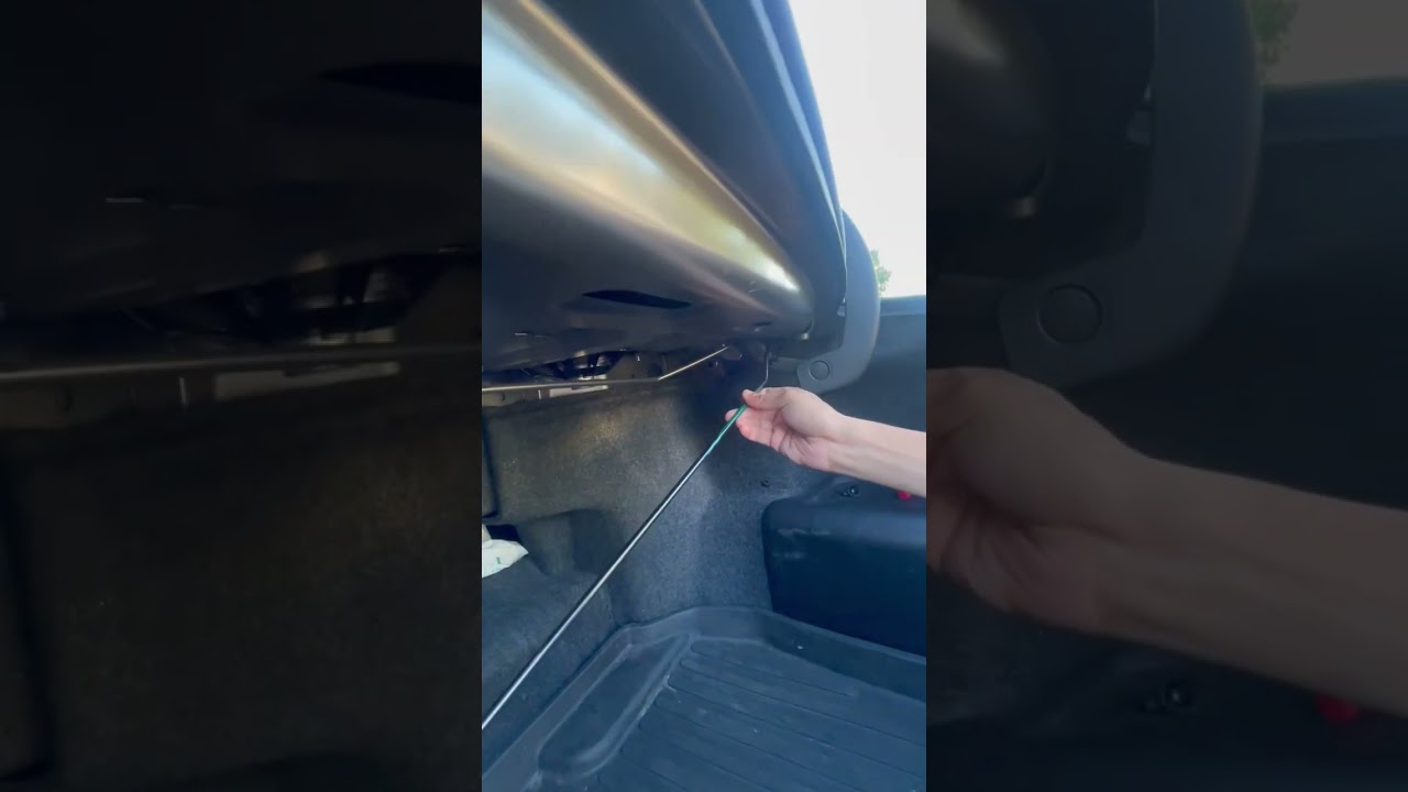 Trunk Torsion Rod Replacement - Toyota Camry Hybrid #car #carrepair #automobile #subscribe