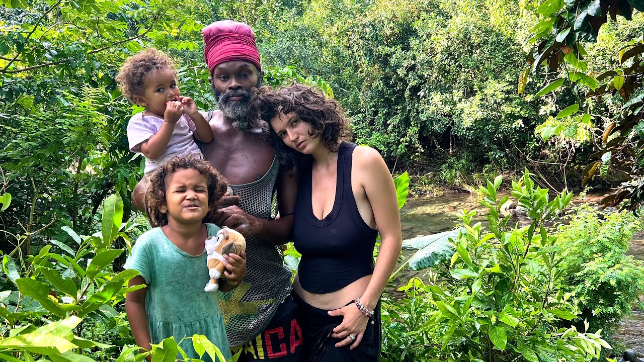 Living offgrid in Portland Jamaica 🇯🇲