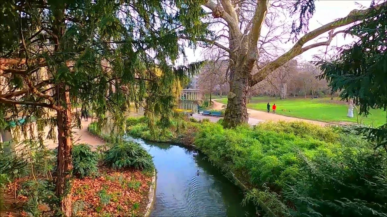 Parc Monceau - Paris Walking Tour