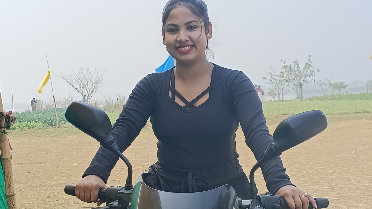 চলে এসো বন্ধুরা নাইট লাইভ শুরু করলাম##☺