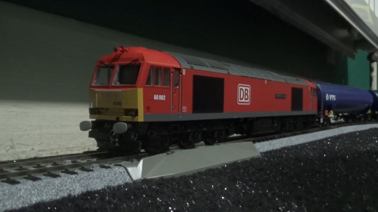 Hornby R3885 | Class 60 Diesel Locomotive | 60062 DB Cargo | OO Gauge | Model Train | Review | HD