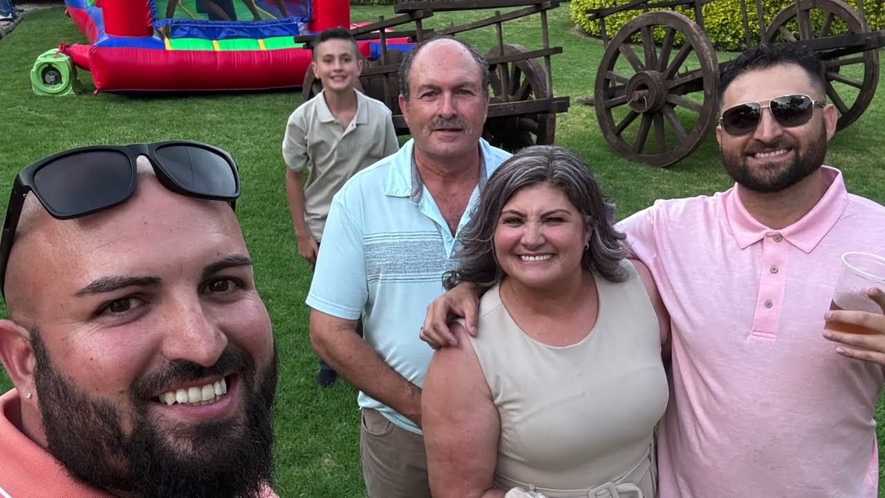 En Mexico festejando el Cumple de mi jefa 🎂🥳