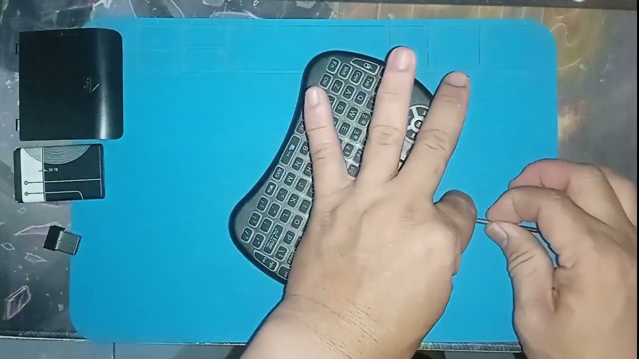 Review singkat dan bongkar Mini Keyboard Wireless