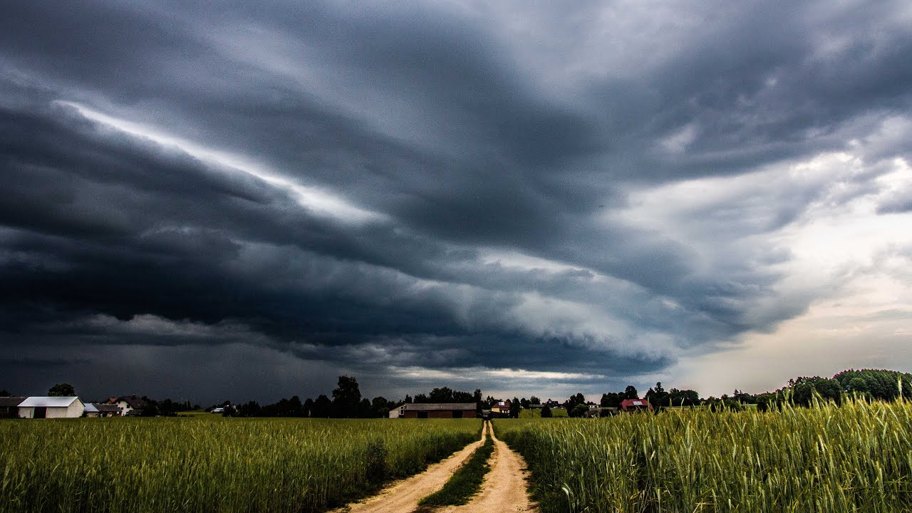 Umiarkowane Burze Wielokomórkowe - 12.06.2021 (Arcus, Łowy)
