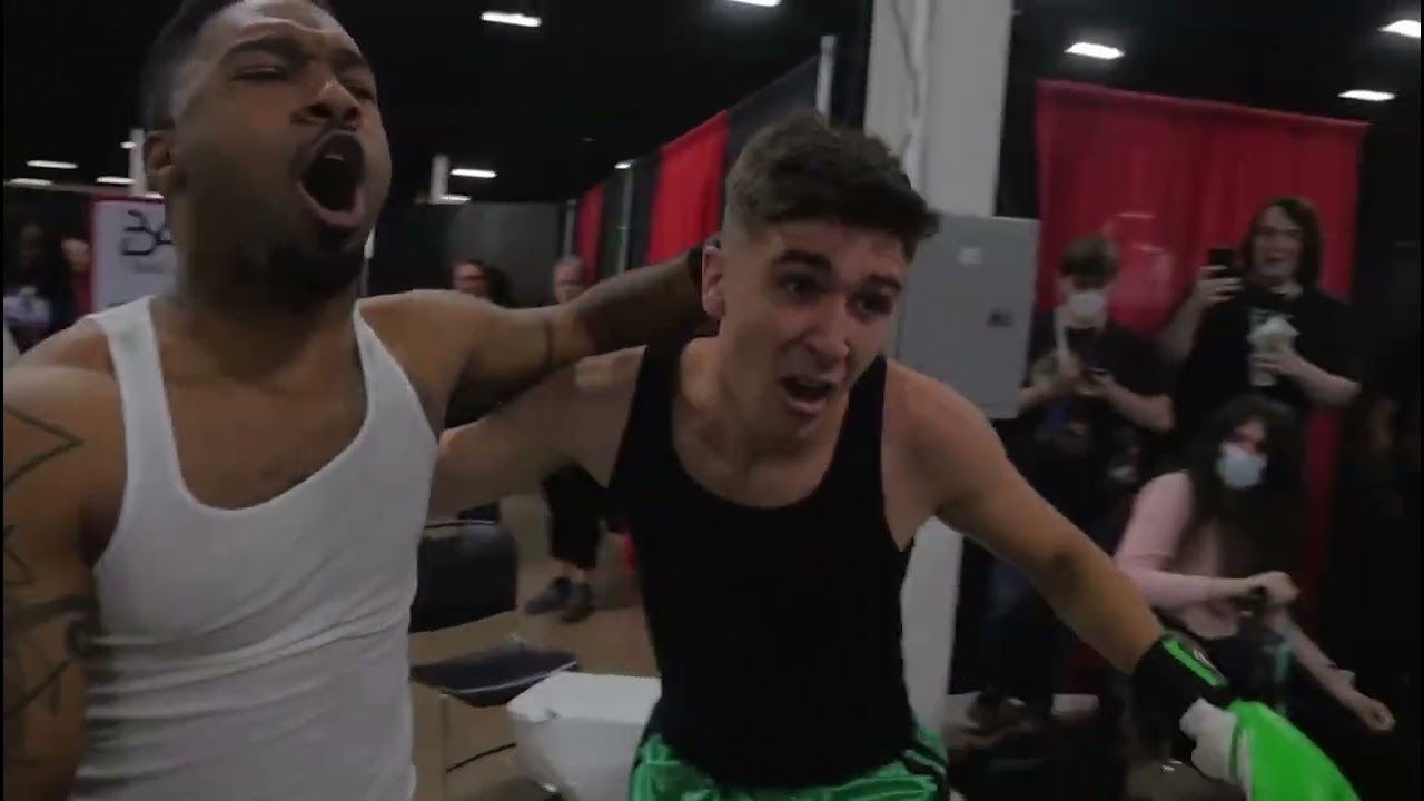 Singles Match: James Gray (As CJ) VS Flash Carter (As Little Mac) 
