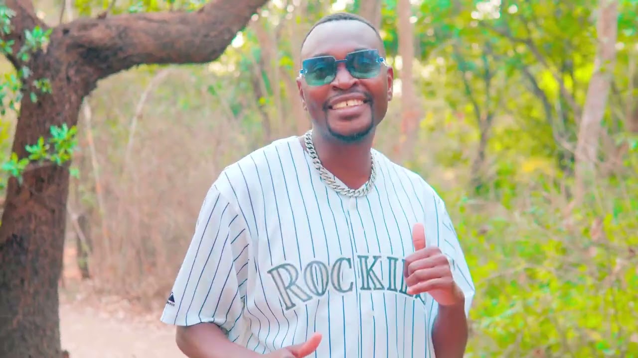 Kisah_Loyal music video