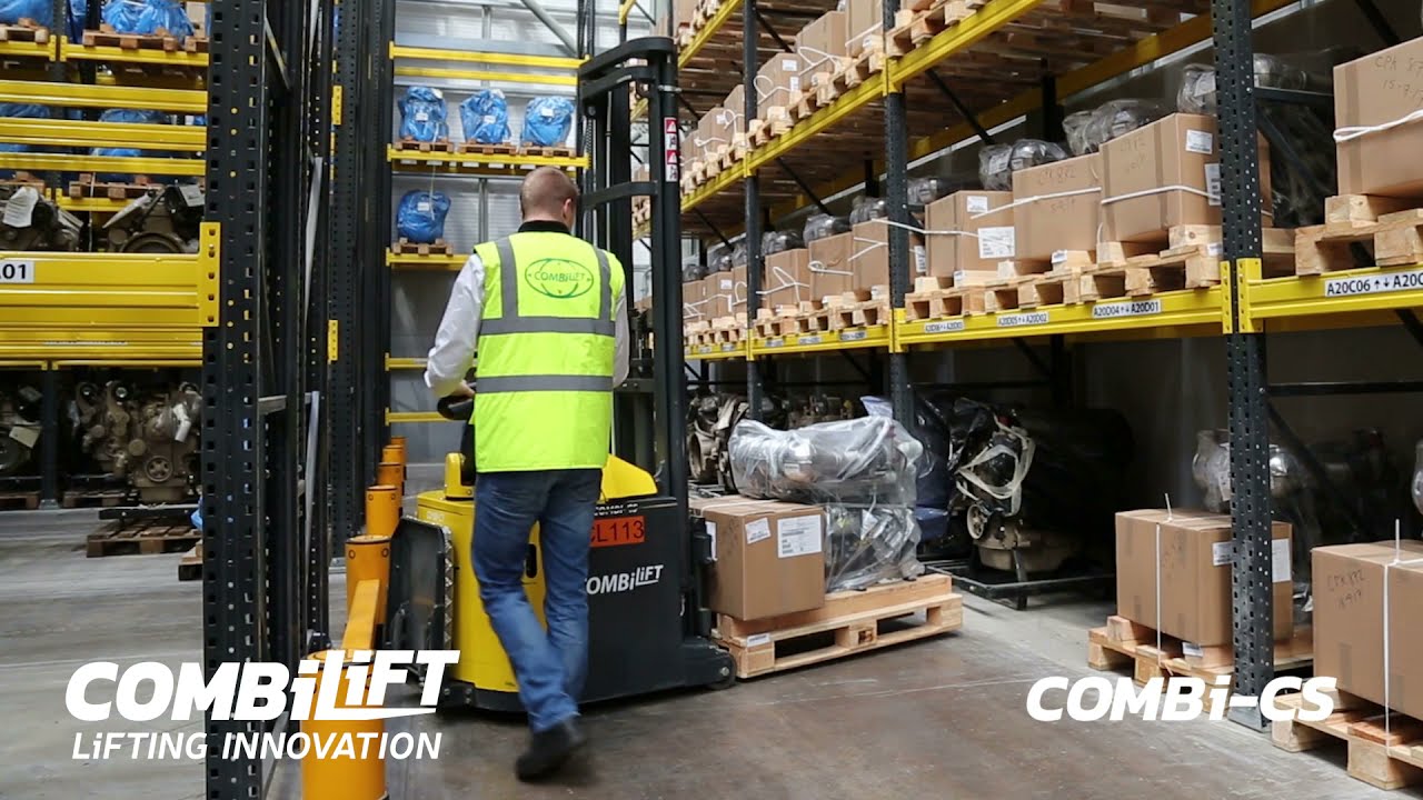 Schmalgangstapler COMBi CS von COMBILIFT
