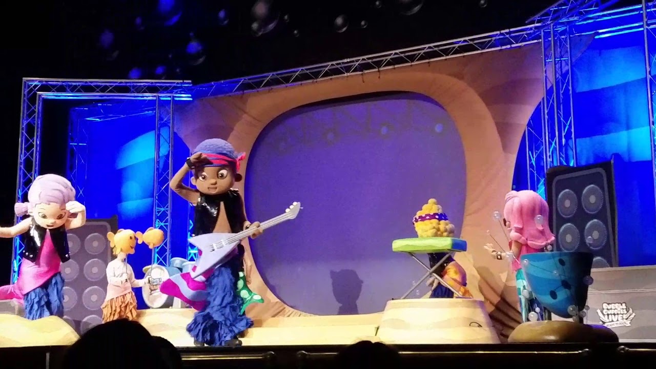 Bubble guppies live