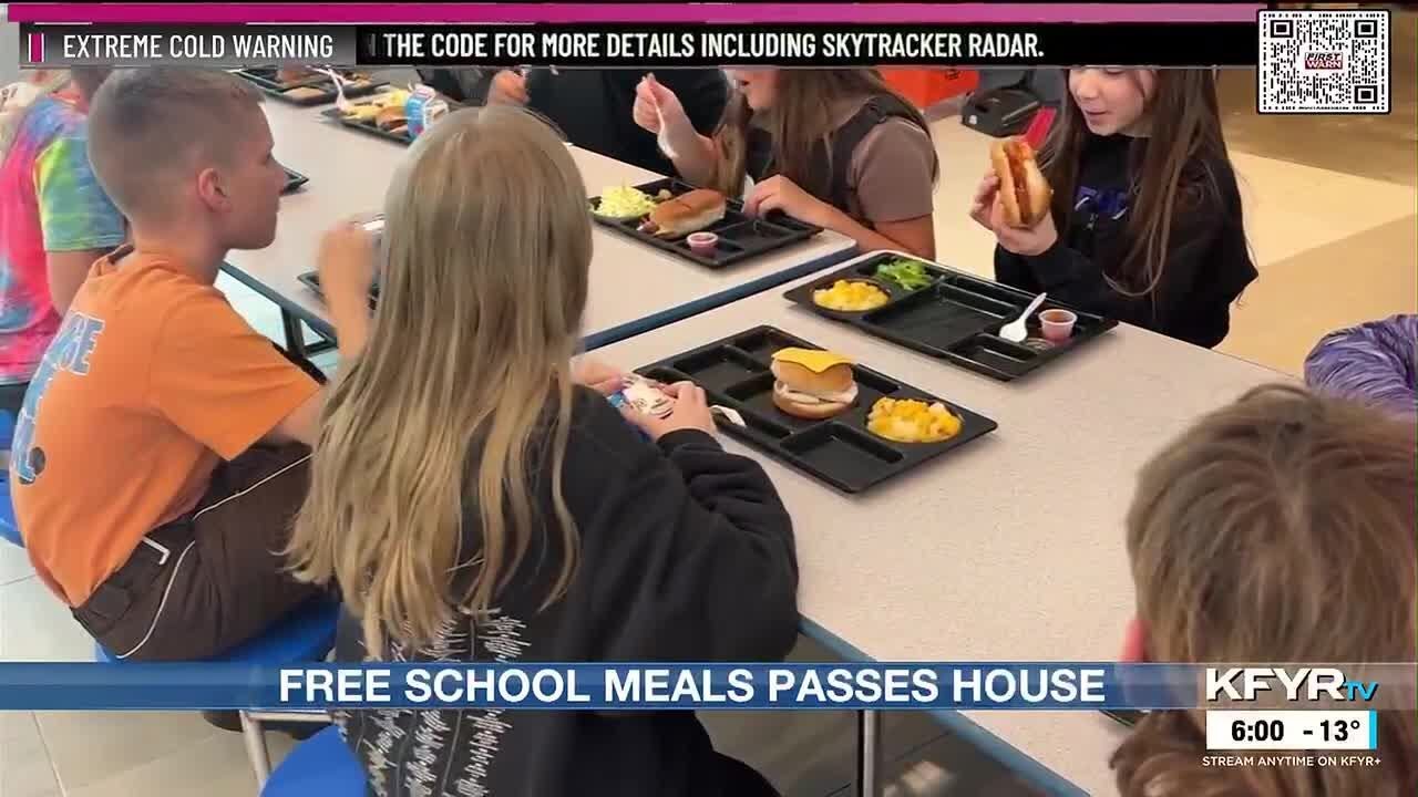 House lawmakers discuss free school meal bill