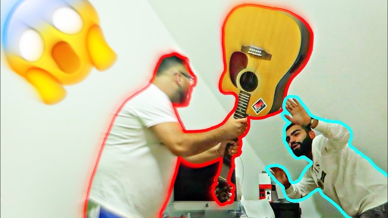 LUXUS GITARRENSAITEN ABGESCHNITTEN PRANK ( SCHLÄGE EXTREM )