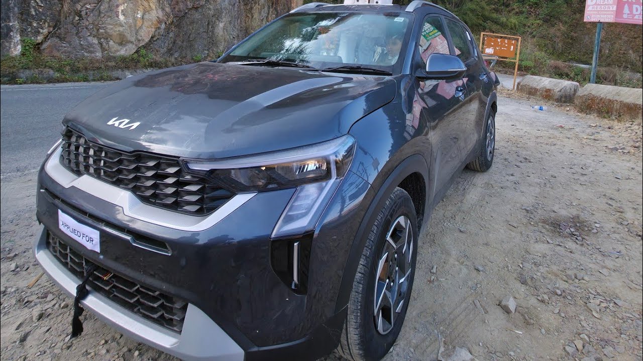 New car ke features 😍 