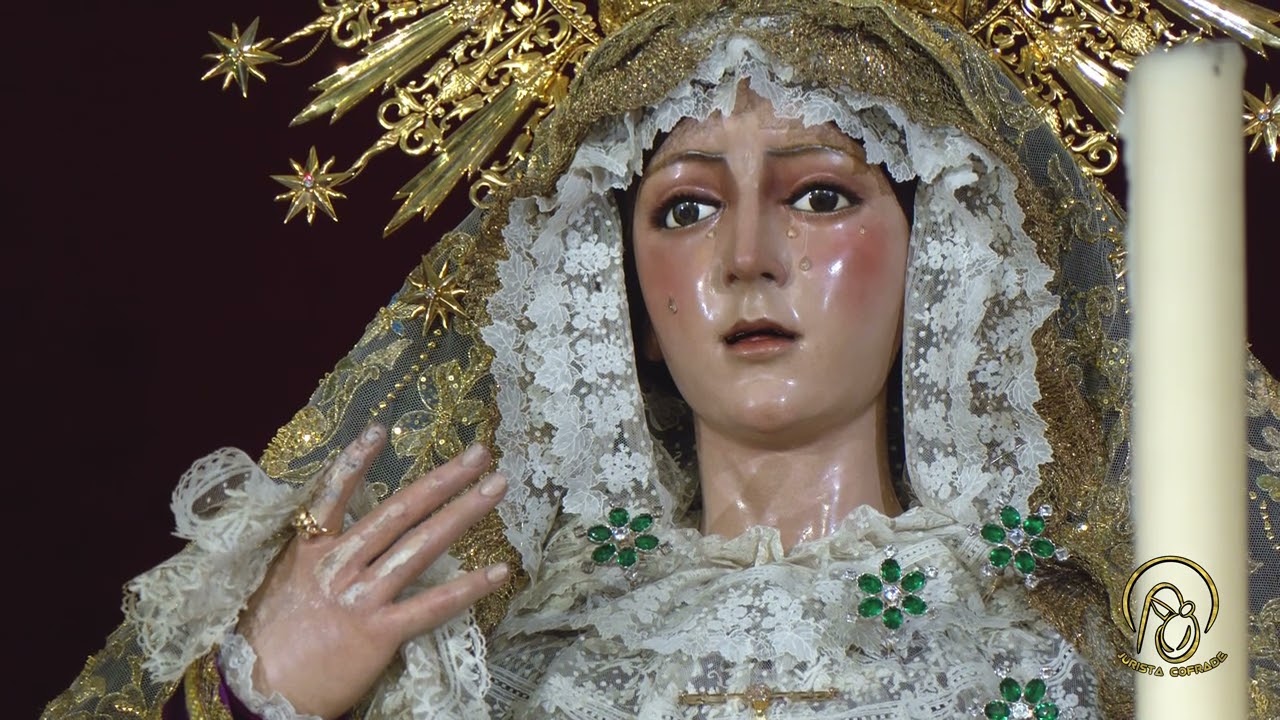 Esperanza Nuestra... Esperanza Macarena... No te vayas nunca más. Cuánta belleza en tu rostro.