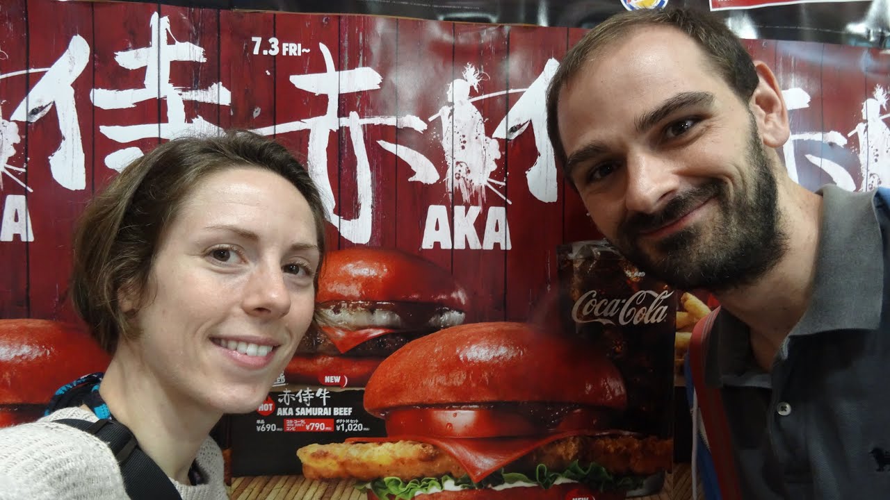 Бургеры Red Samurai (они же бургеры) и Twin Pies от Burger King Japan