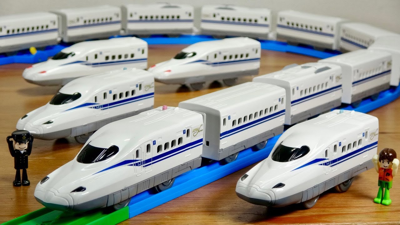 全部合わせて超長編成！プラレールに3度目の登場！ いっぱいつなごう レールで速度チェンジ！新幹線 N700S プラキッズ搭載ギミック有り・車掌さんと乗客付き 迫力の6両編成で出発進行☆