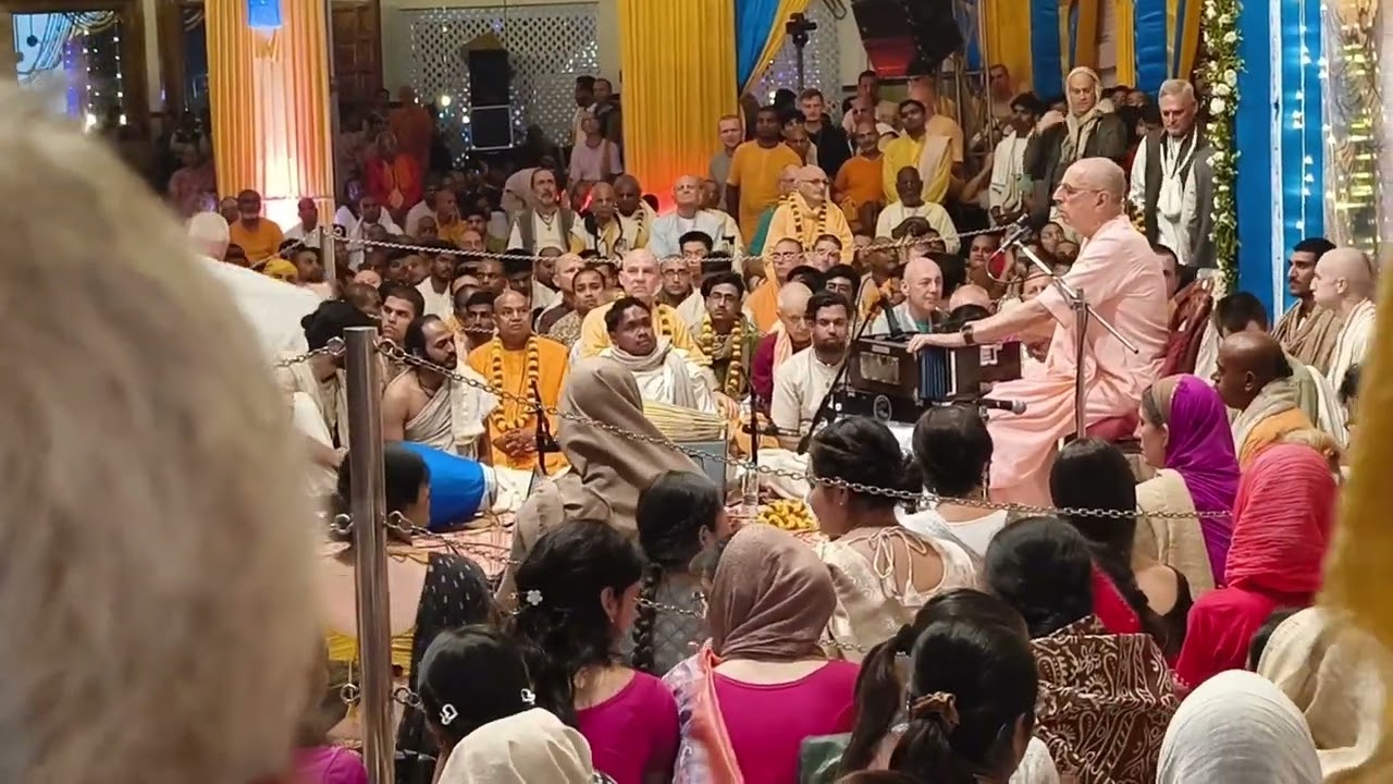 Kirtan mela2026 Day 2 Iskcon mayapur ❤ kirtan by HH Niranjan Swami Maharaj 